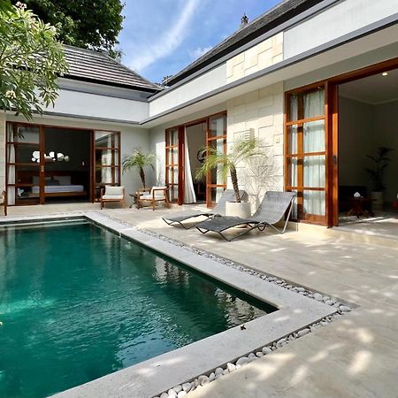 Villa Voyage 5 Seminyak  Luaran gambar